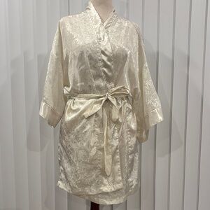 Vintage victorias secret white satin robe size S/M gold label